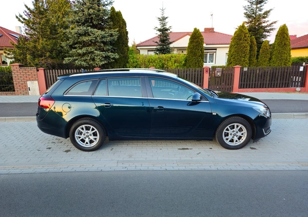 Opel Insignia cena 29900 przebieg: 253000, rok produkcji 2014 z Gniezno małe 154